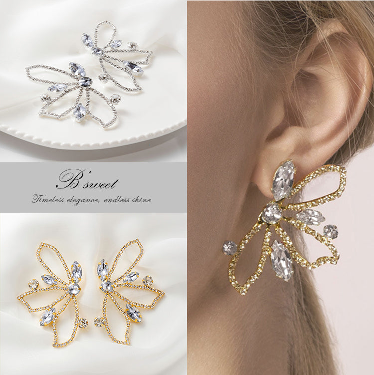 【ac231mo】バタフライビジューピアス