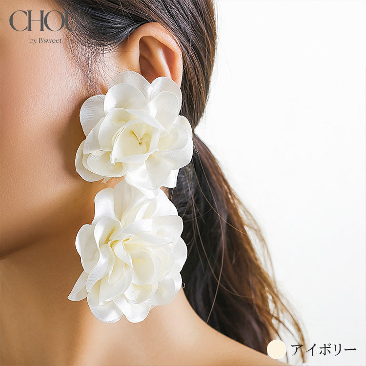ボヘミアンフラワー大ぶりピアス