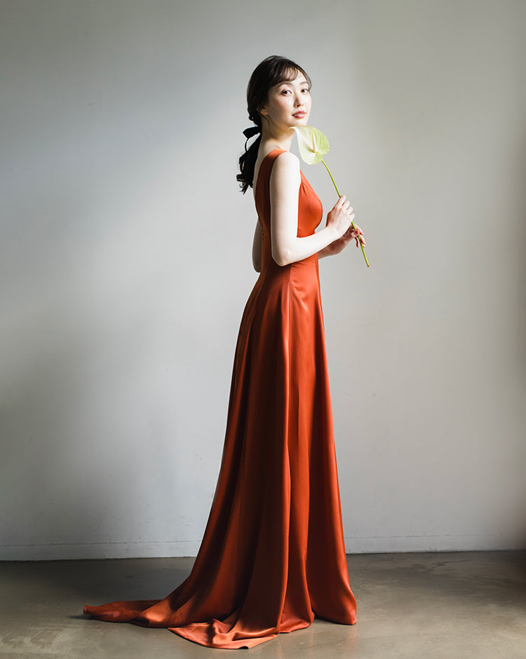 【wd181jx】バックオープンノースリーブドレス Aライン