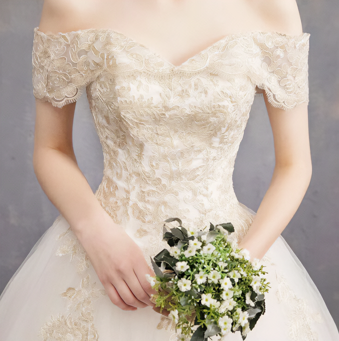 【wd328d】 オフショルダー刺繍デザインドレス プリンセスライン