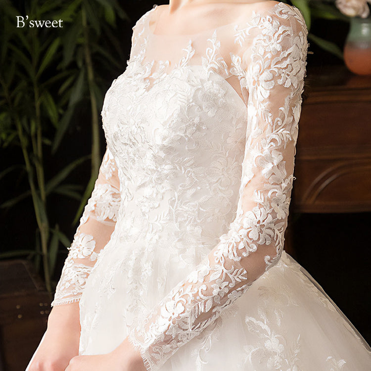 刺繍デザインロングスリープドレス プリンセスライン