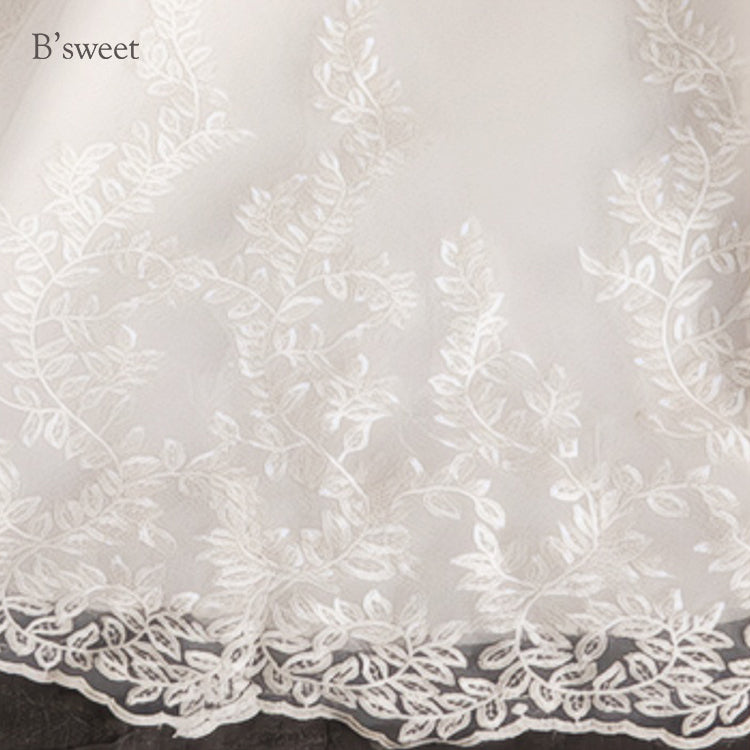 【wd363d】 刺繍デザインイリュージョンネックドレス プリンセスライン