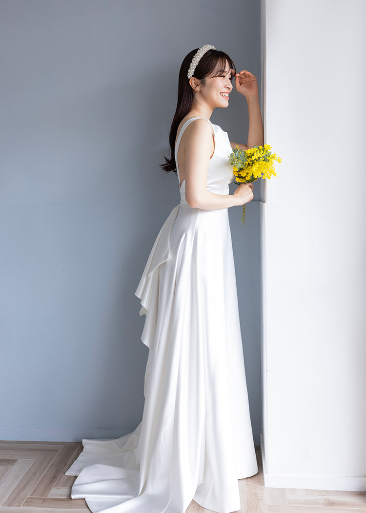 【wd484ls】ノースリーブバックデザインサテンドレス Aライン