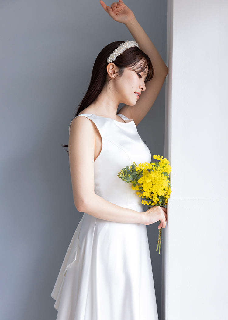 【wd484ls】ノースリーブバックデザインサテンドレス Aライン