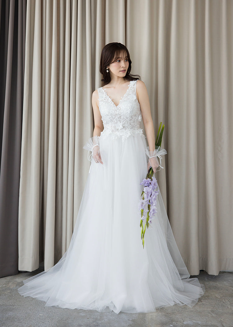 【wd652vt】Vネックフラワーモチーフチュールドレス Aライン