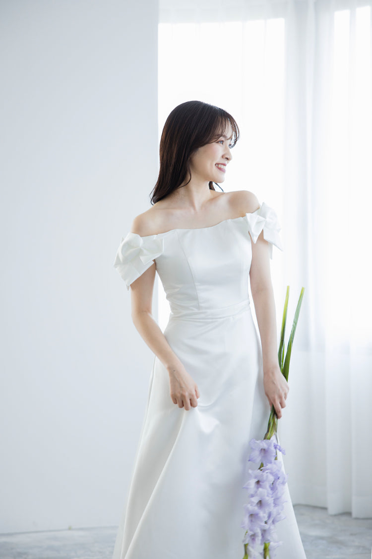 【wd674jx】サテンオフショルリボンドレス Aライン