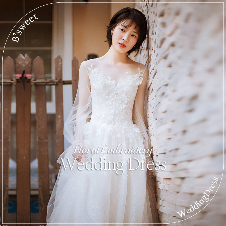 シルバーラメAラインドレス 楽天市場】シルバー キラキラ ストーン 豪華な スッキリ Aライン