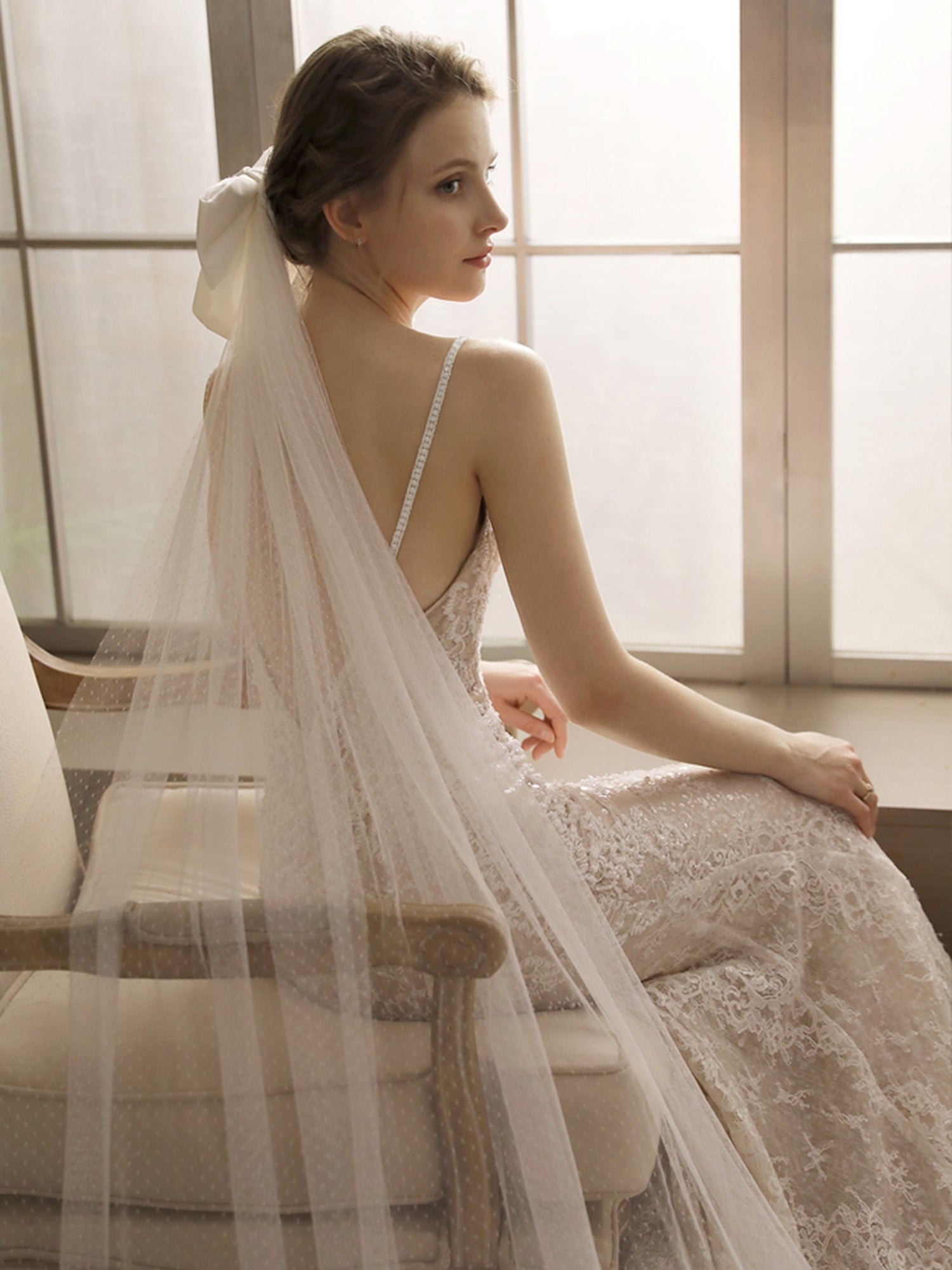 【ts194jd】リボン付きドットロングベール コーム付き【長さ約2.3m・幅約1.7m/】