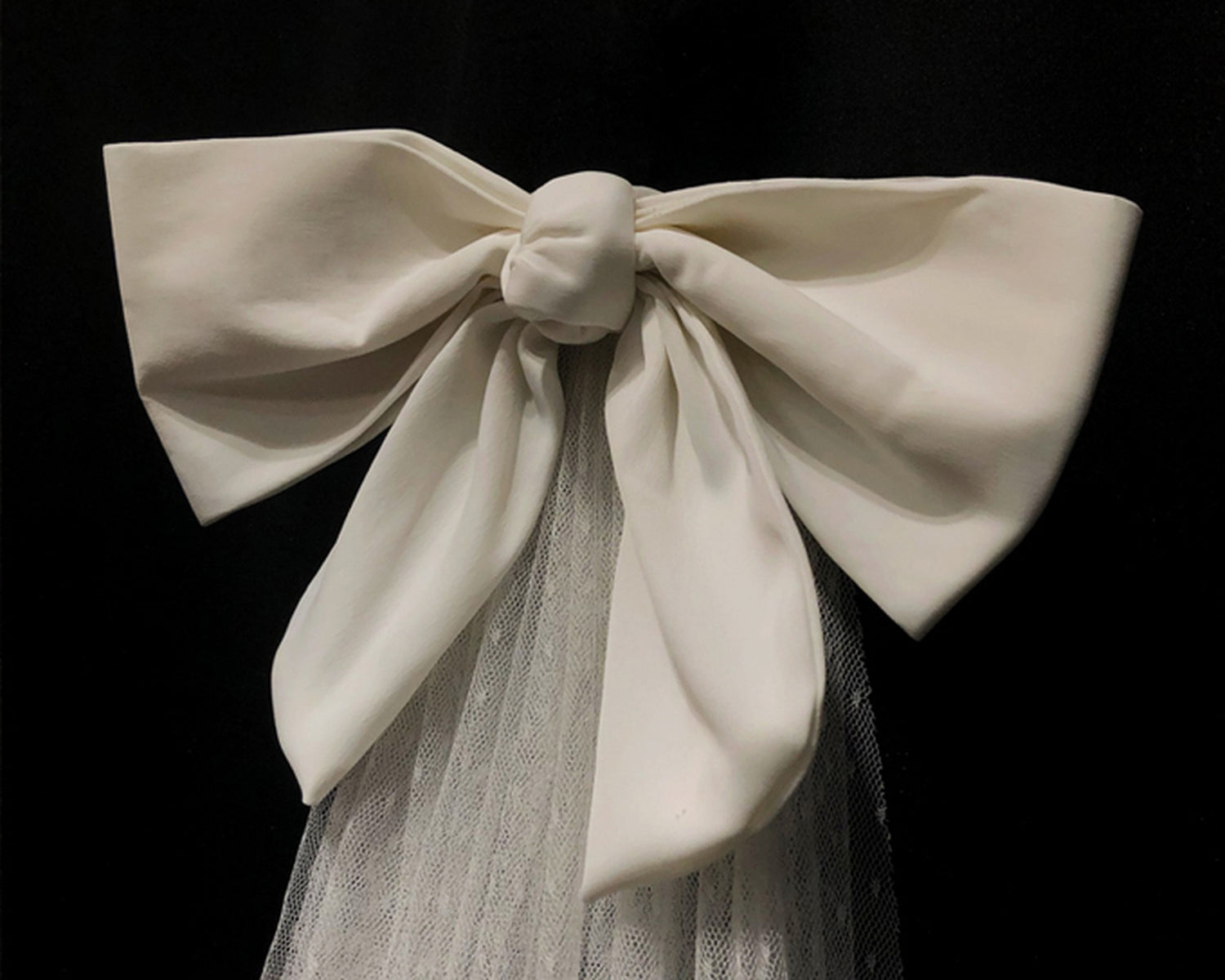 【ts194jd】リボン付きドットロングベール コーム付き【長さ約2.3m・幅約1.7m/】