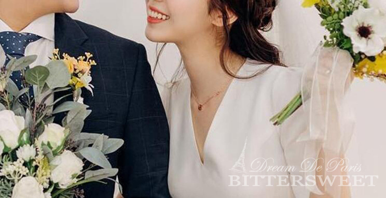 【wd142jx】Vネックミモレ丈ドレス Aライン