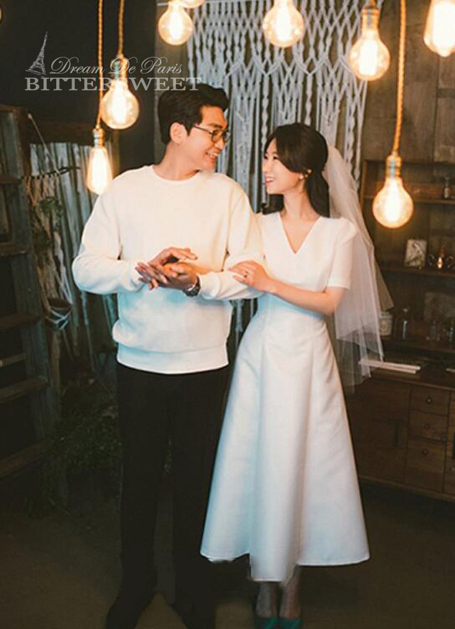 【wd142jx】Vネックミモレ丈ドレス Aライン