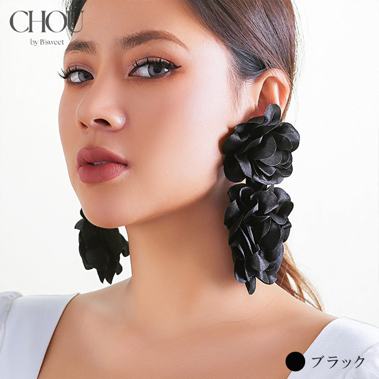 ボヘミアンフラワー大ぶりピアス
