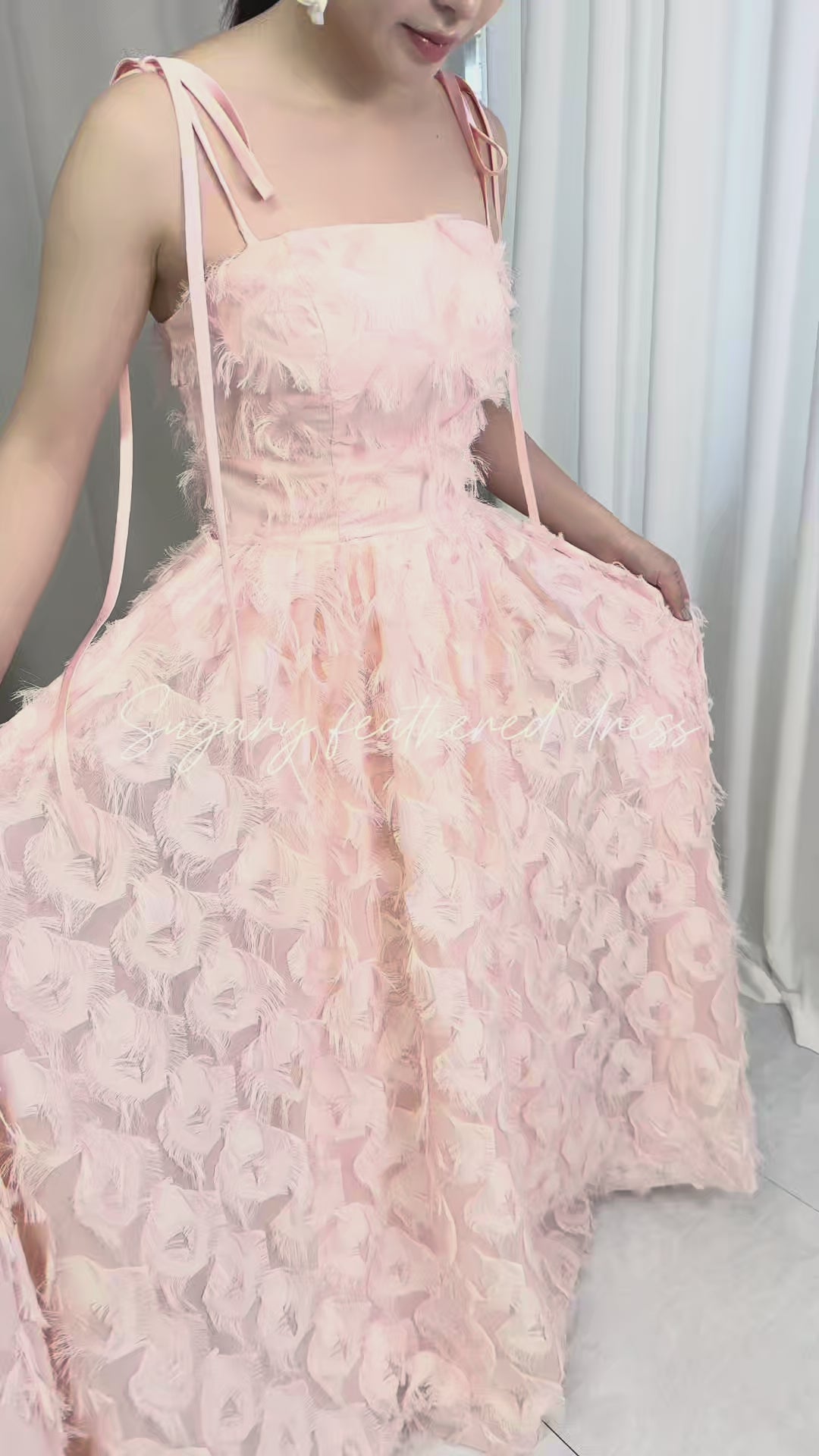 【wd718jx】肩リボンフェザーボリュームドレス