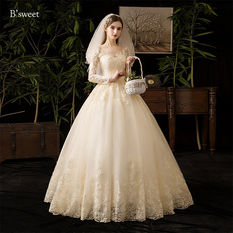 ロングスリーブ刺繍プリンセスドレス　プリンセスライン