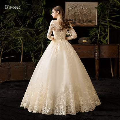 ロングスリーブ刺繍プリンセスドレス　プリンセスライン