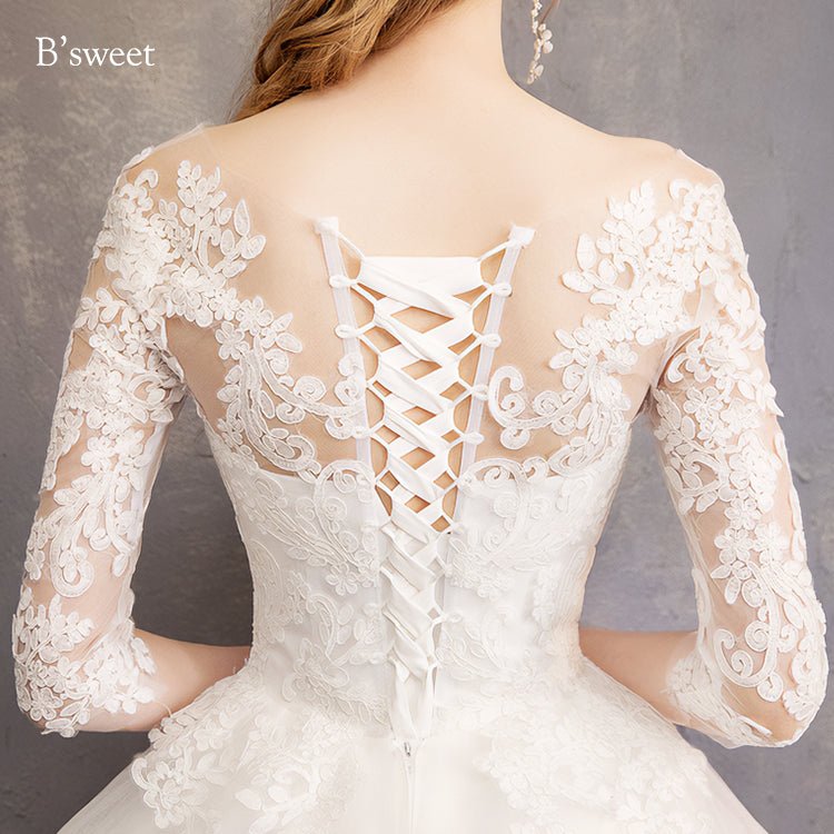 【wd363d】　刺繍デザインイリュージョンネックドレス　プリンセスライン