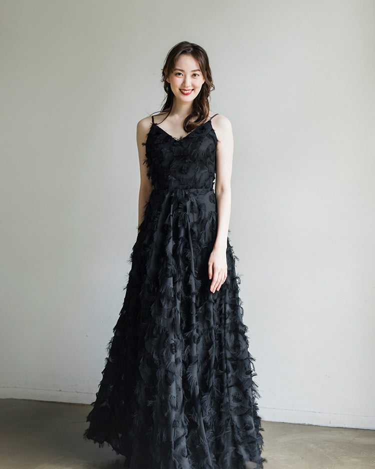 フェザーブラックドレス　カラードレス　ウエディングレディース