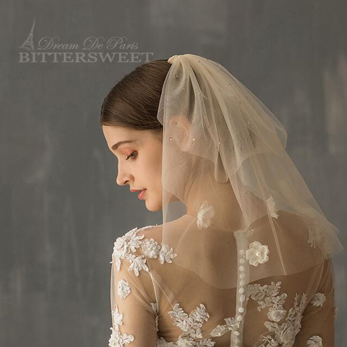 【ts93jd】ミニベール ベール 結婚式 ウェディングベール コーム付き ウエディングベール デザインベール レース シャンパンミニベール♪可愛さいっぱいで彩る☆彡【写真色(シャンパン)】